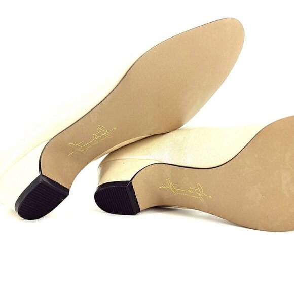 Soft Style EUC Women's 7.5 USA Style# H79652 Slip On Low Heel Cream Pumps - Picture 12 of 12